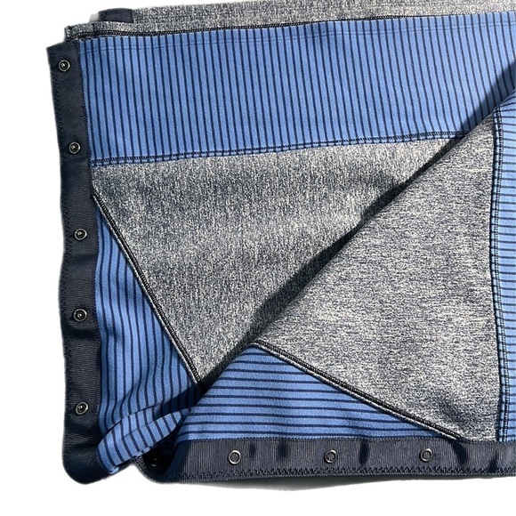 EUC Lululemon Vinyasa * Quilt Scarf/Wrap - Picture 6 of 7